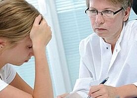 posvetovanje s specialistom za bolečino pod levo lopatico